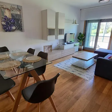 Apartment Piso En El Centro 6 Personas En Vilagarcia