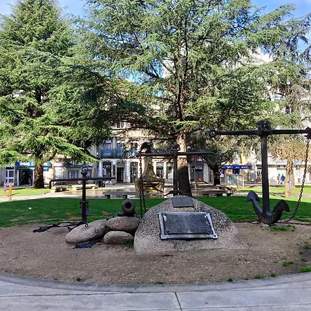 Piso En El Centro 6 Personas En Vilagarcia * Vilagarcia de Arousa