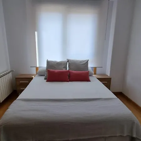 Apartment Piso En El Centro 6 Personas En Vilagarcia